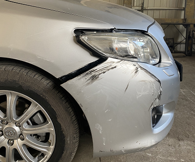Toyota Corolla - покраска и ремонт бамперов